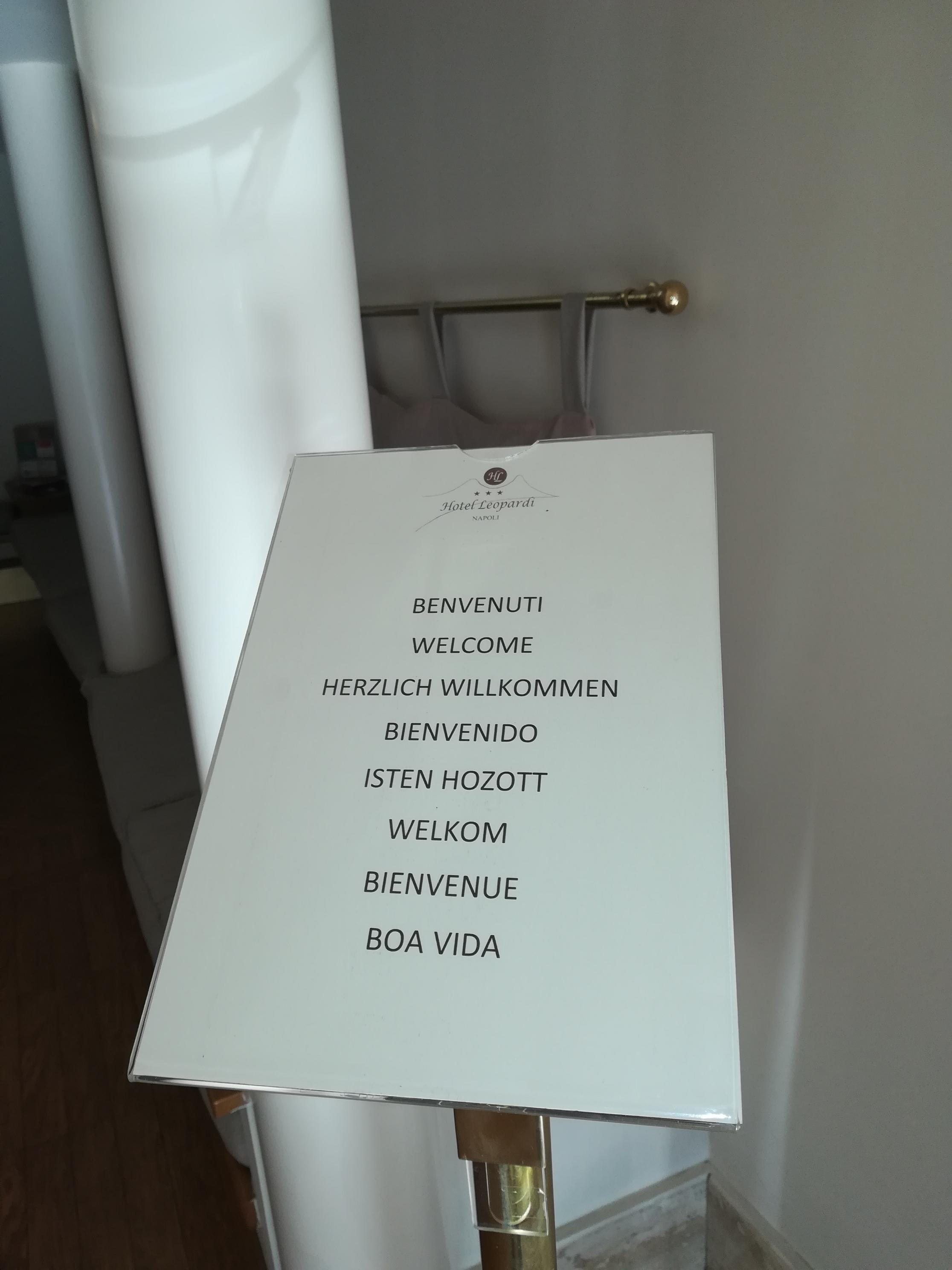 Hotel Leopardi Napoli Bagian luar foto