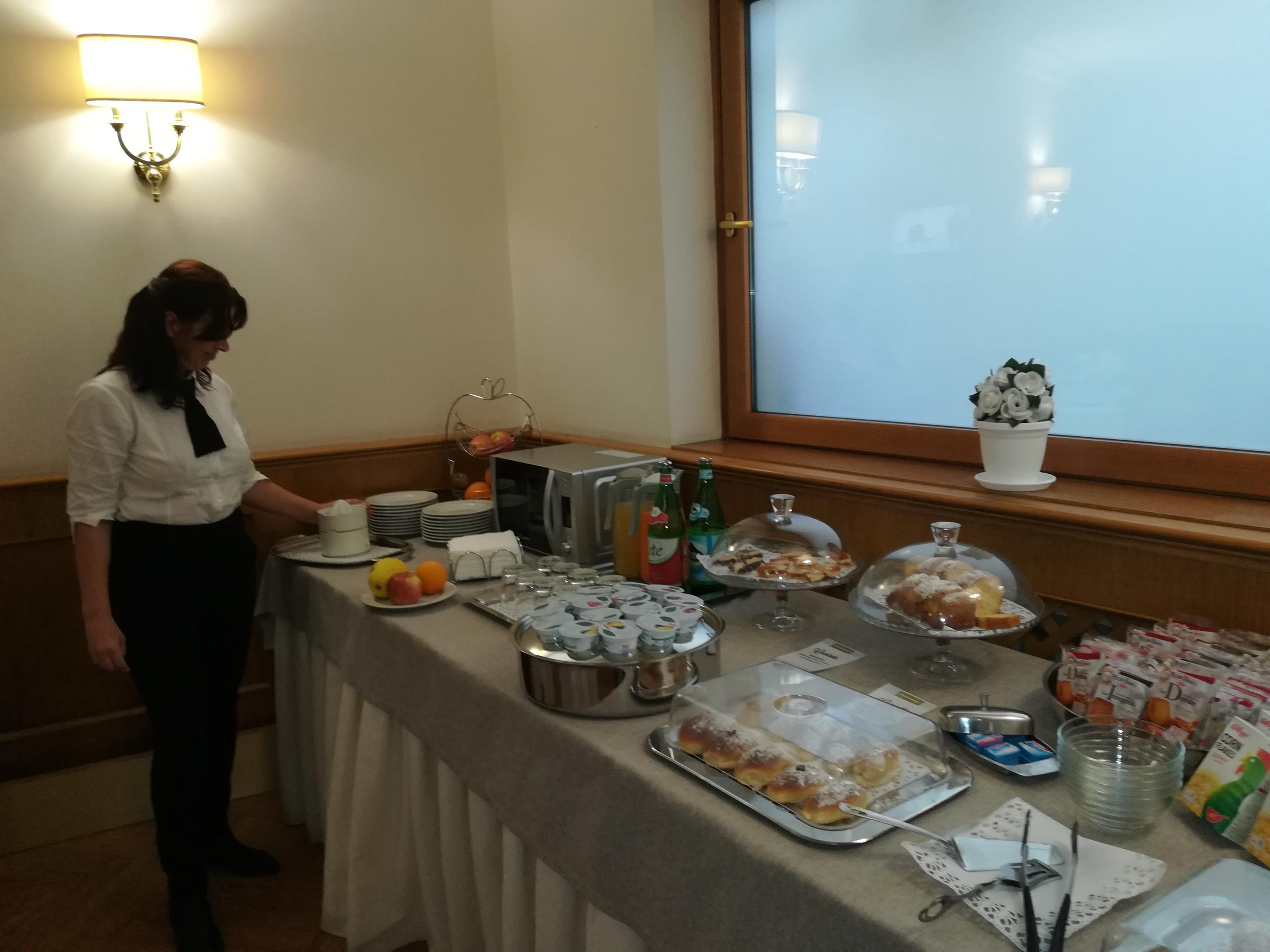 Hotel Leopardi Napoli Bagian luar foto