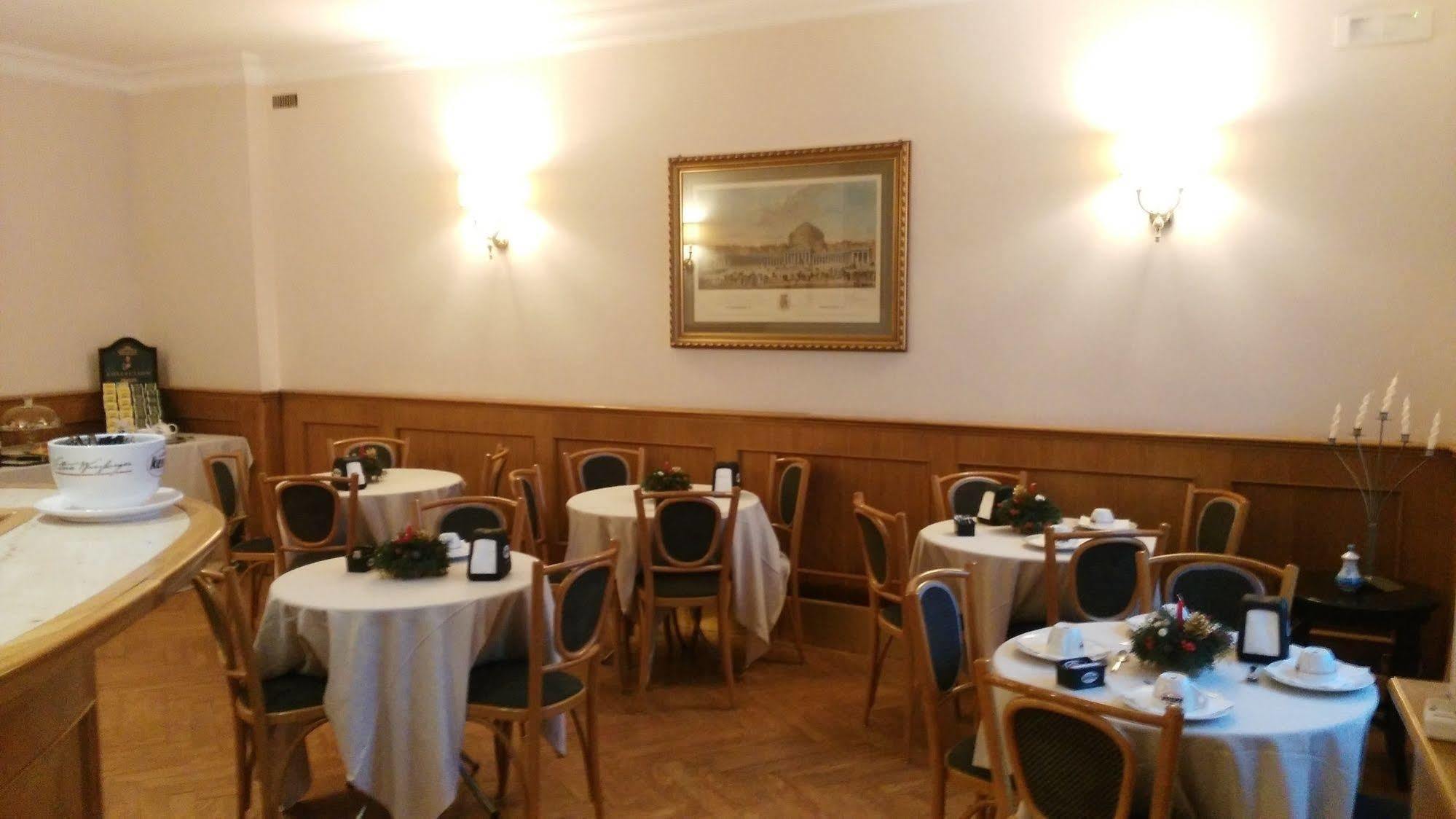 Hotel Leopardi Napoli Bagian luar foto